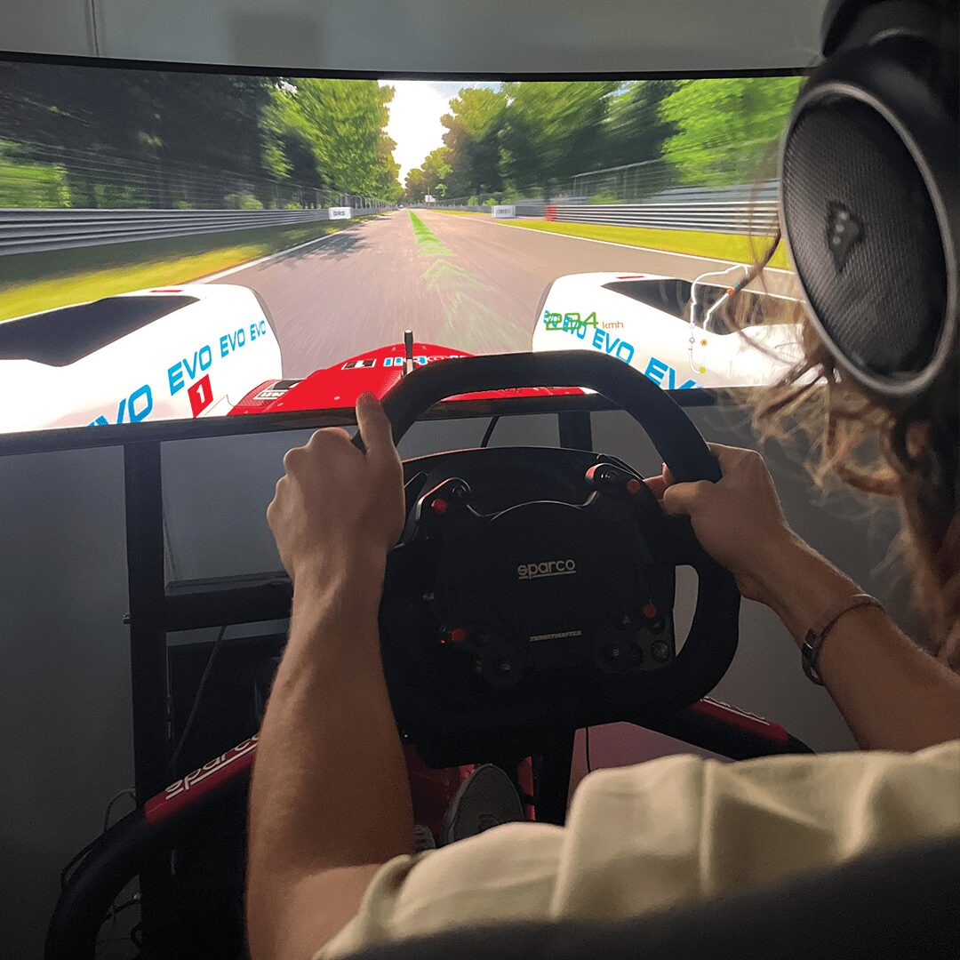 Cockpits de simulateur de pilotage F1 & GT Team Square