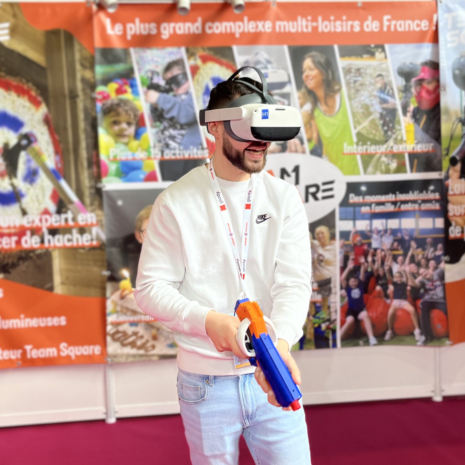 Réalité virtuelle à domicile — Tout est monté (Team Square Outside)