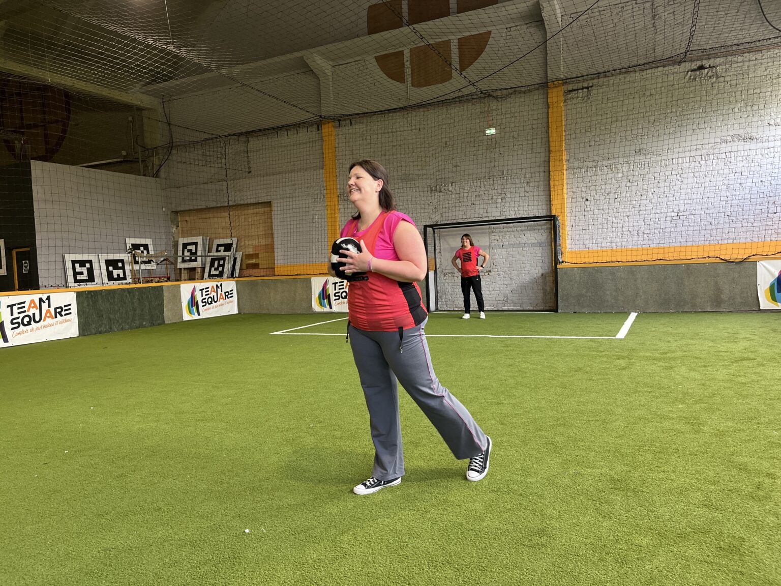 Équipes de bumball en pleine action à Hénin-Beaumont