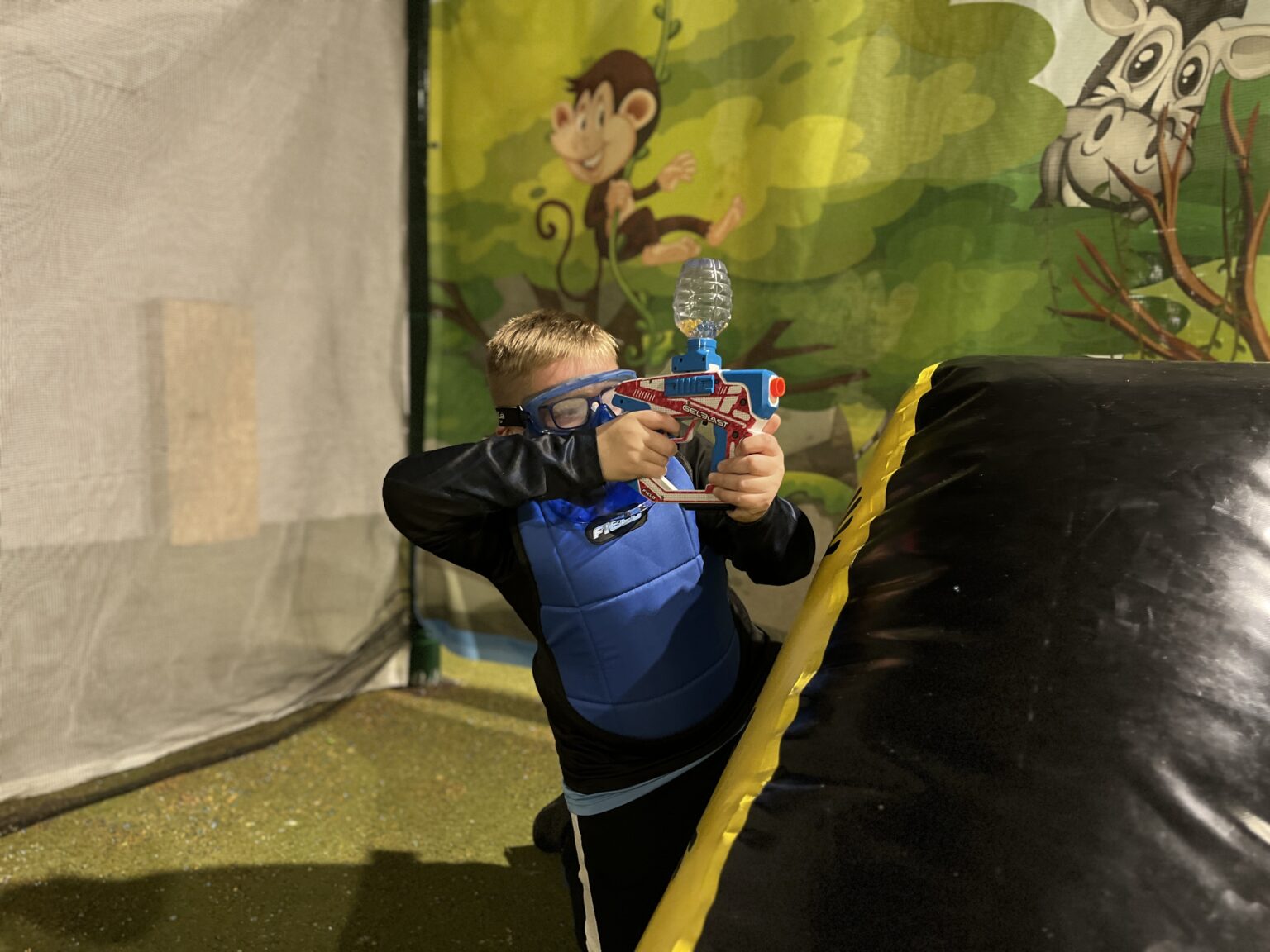 Équipe en embuscade pendant une partie de gelball