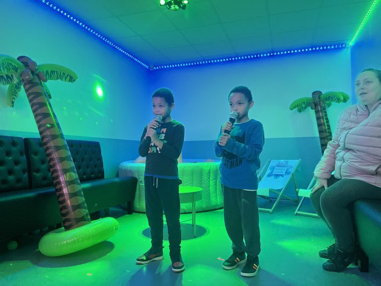 Karaoké pour un anniversaire enfant chez Team Square