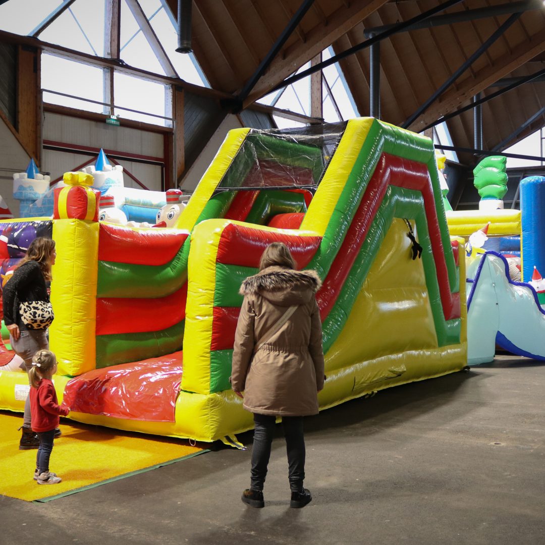 Structures gonflables enfants parc loisirs Team Square Henin-Beaumont