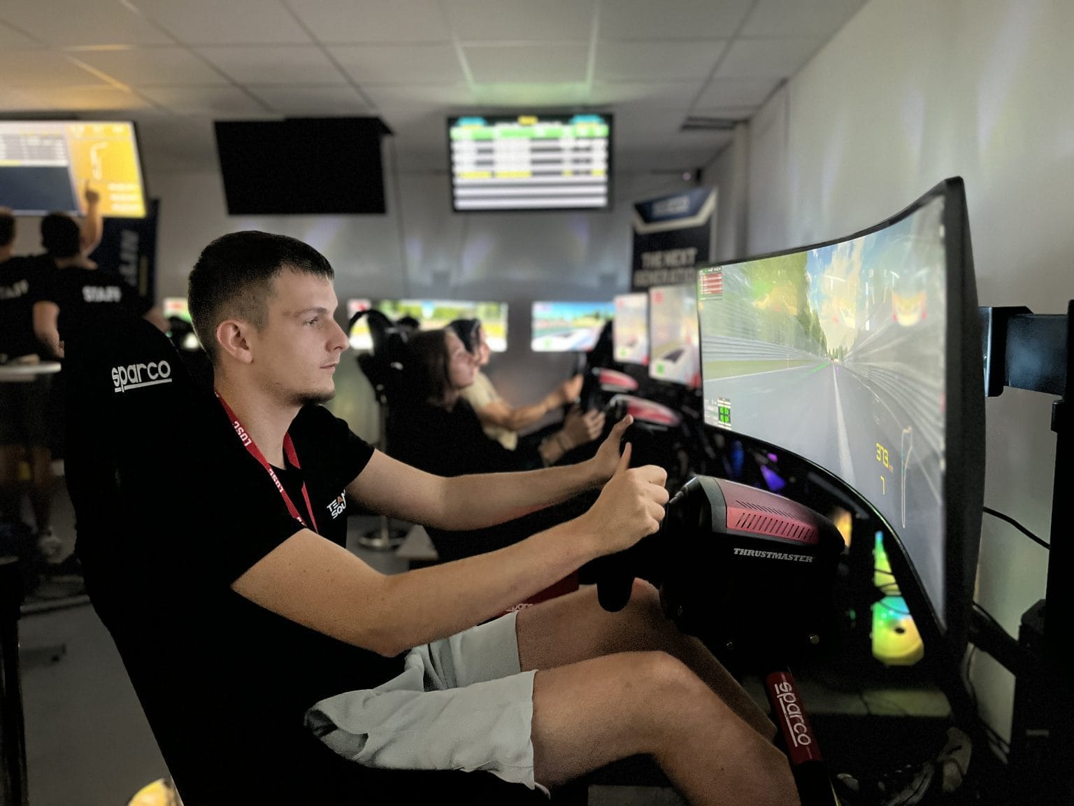 Simulateur F1 activité team building innovante chez Team Square