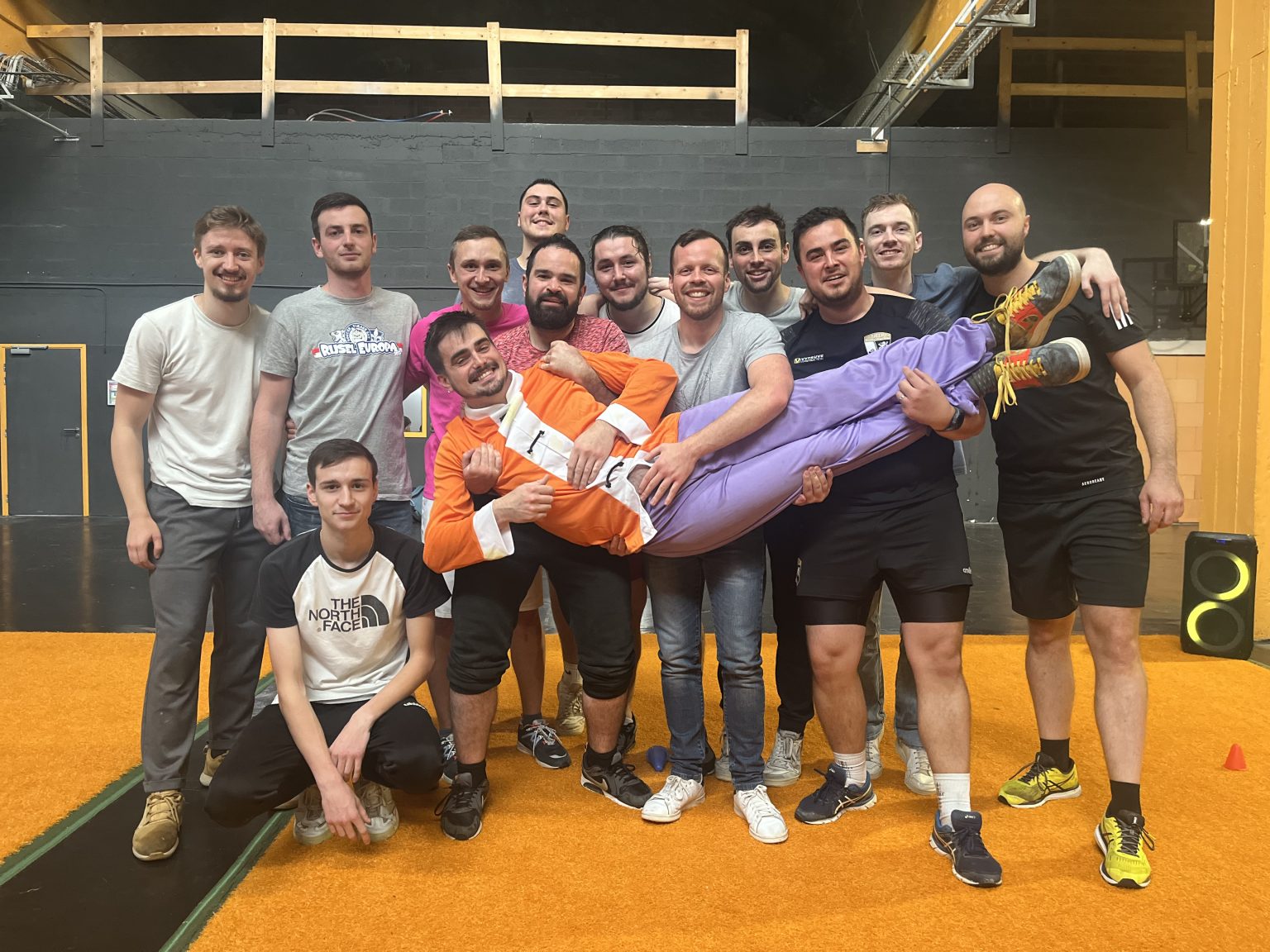 Groupe celebrant un EVG EVJF pres de Lille chez Team Square